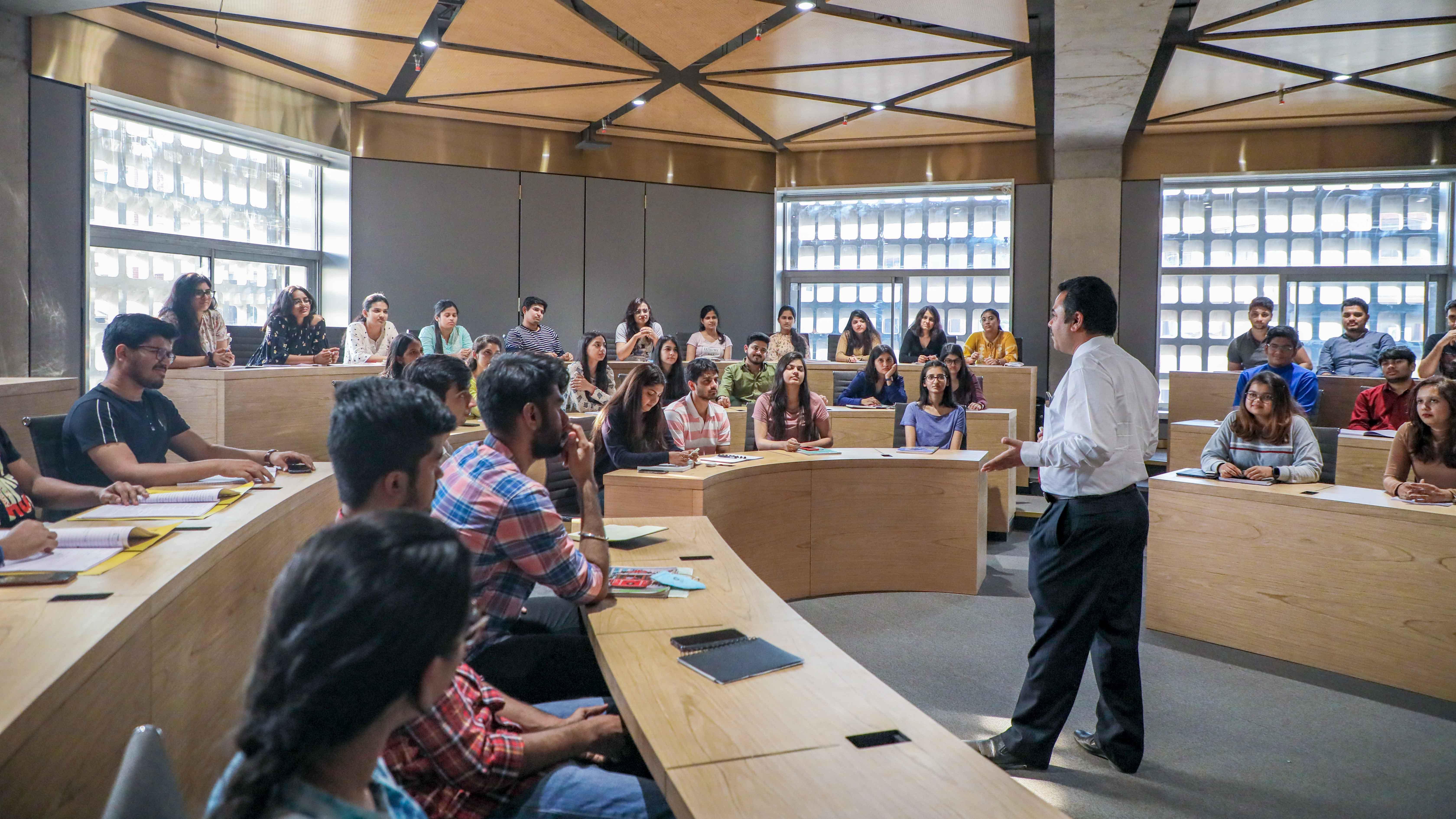 DY Patil  Patil, VPSM Classrooms photo 12